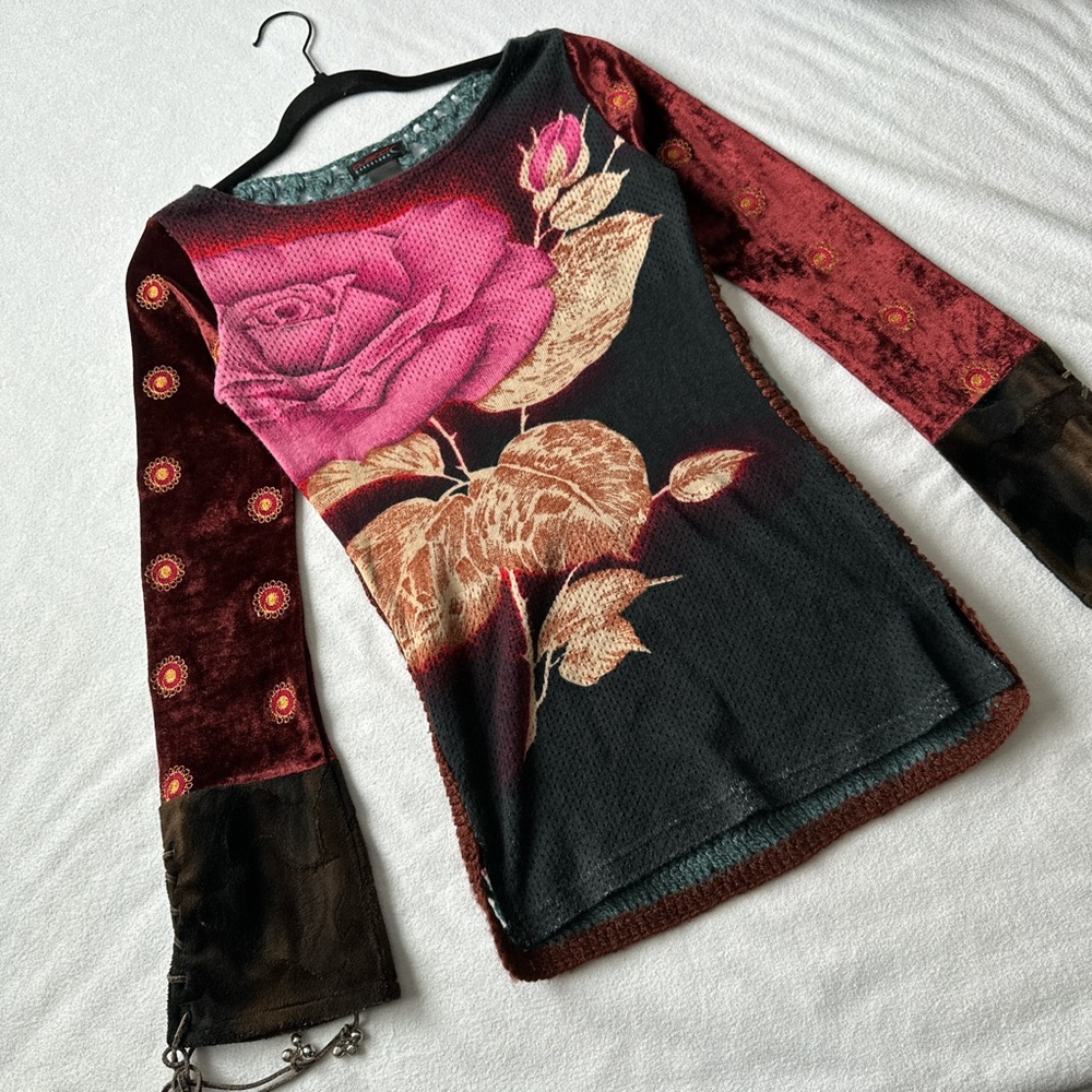 Custo Barcelona Pink Rose Long Sleeve Top - Picture 6 of 8